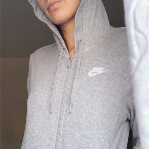 Nike Tops - Nike Grey Sweatshirt